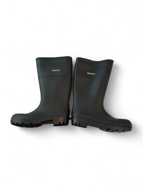 Black Brazos rain boots size US 9